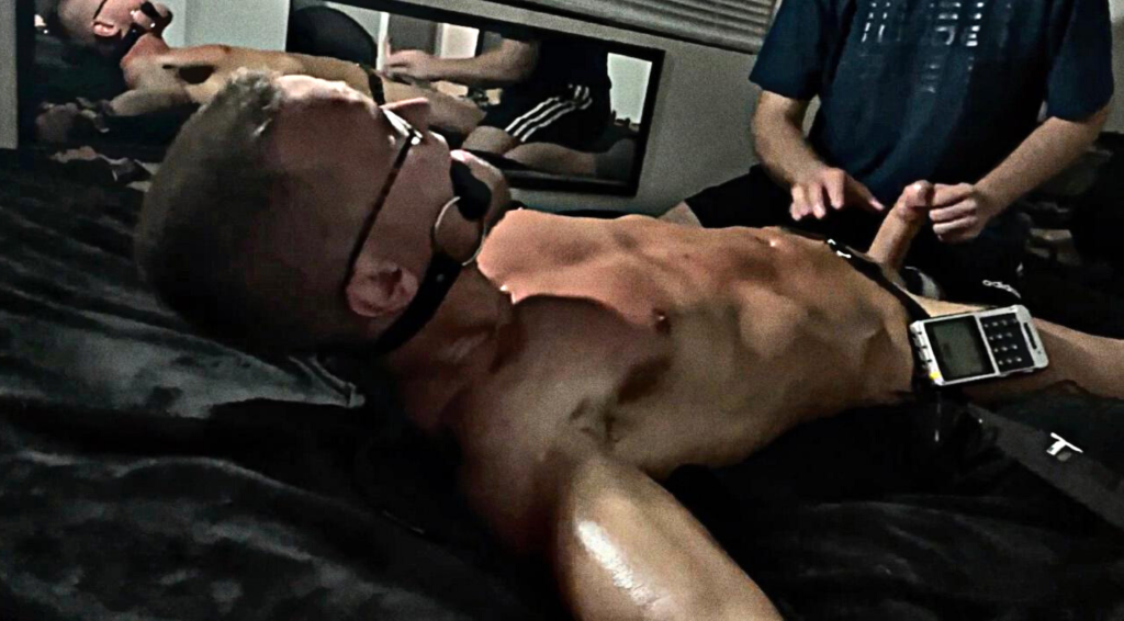 Nathan Gets Heavy E-Stim On His Balls!!! (Part 3)
